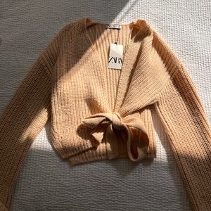 ZARA CARDIGAN/ KNIT SWEATER